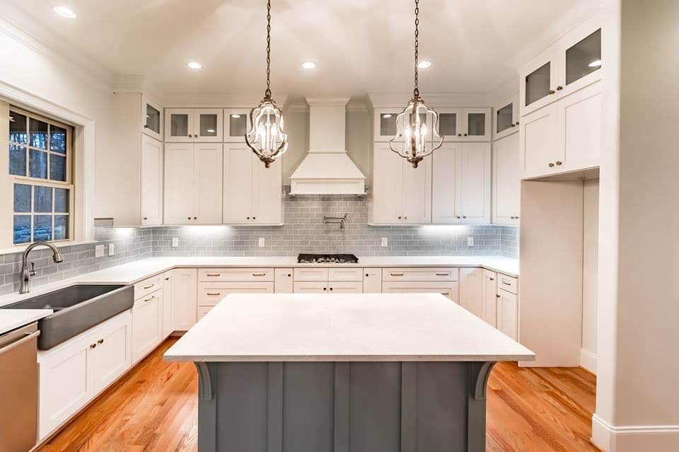 Cove Shaker White
